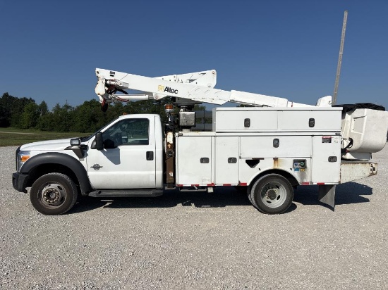 2015 Ford F550 Bucket truck VUT
