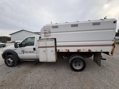 2005 Ford F550 Chipper truck VUT