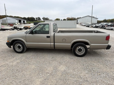 2003 Chevy S10 pickup truck - IST