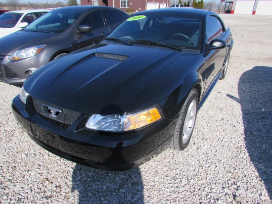 2000 Ford Mustang GT Miles: 104,491
