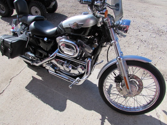 2003 Harley Davidson XL883 Miles: 28,737