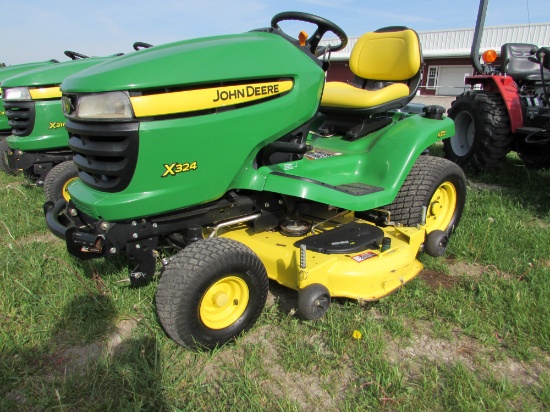 John Deere X324 4 Wheel Steer