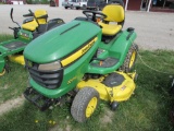 John Deere X520 Multi-Terrain