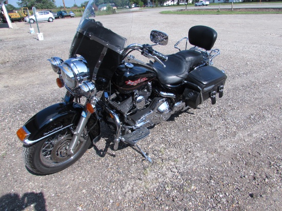 2002 Harely Davidson Road King Miles: 33,392