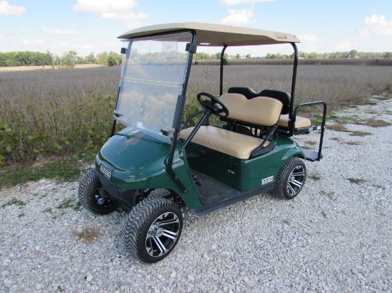 E-Z-Go Electric Golf Cart W/ Folding Back Seat