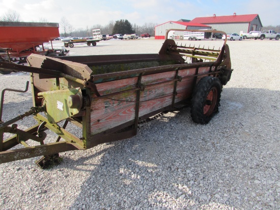 New Idea Manure Spreader