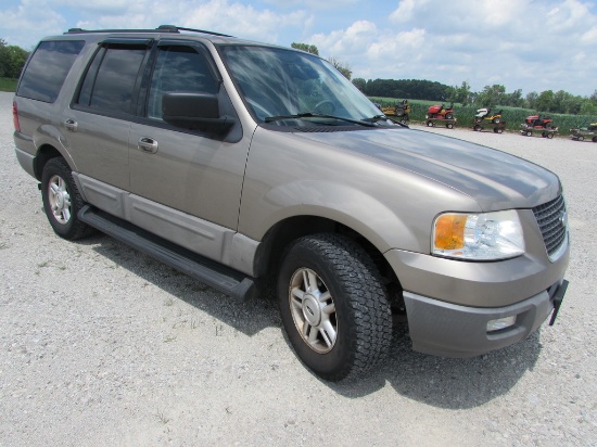 2003 Ford Expedition XLT Miles: 219,680