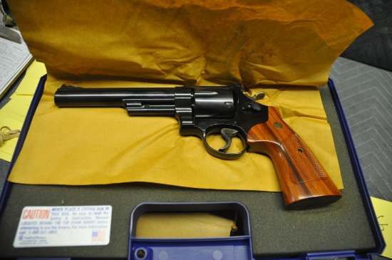 Smith & Wesson Model 29-10 50th Anniversary