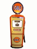Professionally restored mid-1950s Gulf Oil Tokheim model 300 restored service station gas pump. Rest