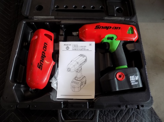 Snap on half inch cordless impact