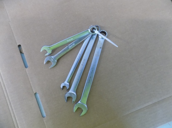 Snap On Standard Wrenches 5 Pieces 3/8 to 9/16 (2) 1/2"