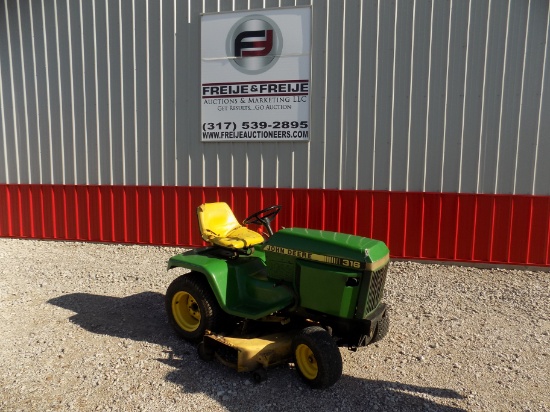 John Deere 316