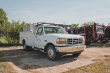 1996 Ford  F350 service truck Miles Show: 122,910