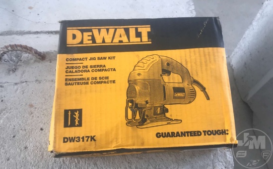 DEWALT RECIPROCATING SAW  ELECTRIC