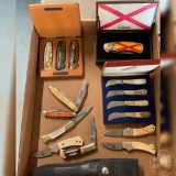 MISC FLAT OF KNIFES INCLUDING FROST PARKER SCHRADE SET OF