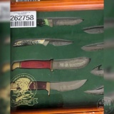 HUNTING HERITAGE COLLECTION 8KNIFE SET IN DISPLAY CASE