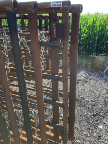 CATTLE PANELS WITH, 24 FT PANEL WITH A 7 FT