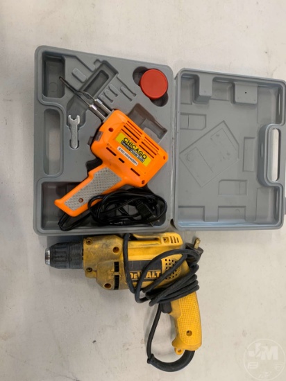 DEWALT D21007 3/8" DRILL DRILL AND SOLDERING GUN KIT