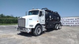 2000 KENWORTH T800 VIN: 1NKDLT0XXYJ840606 T/A VACUUM TRUCK
