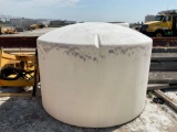 1550 GALLON POLY TANK