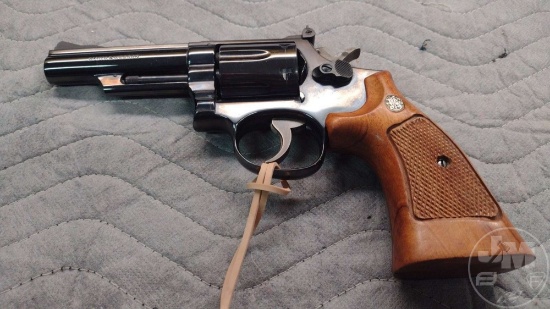 SMITH & WESSON MODEL 19-3 .357 MAGNUM