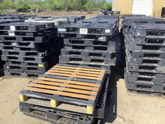 PLASTIC PALLETS, QTY OF 66