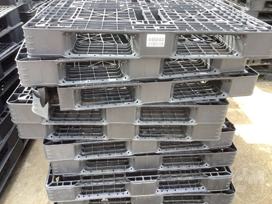 PLASTIC PALLETS 58