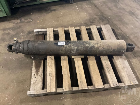 ROLL-OFF TRAILER CYLINDER