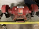 MILWAUKEE 4931 BENCH GRINDER