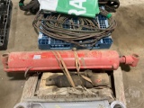 LUGGER BED CYLINDERS