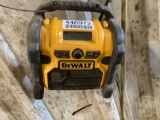 DEWALT RADIO