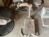 ANTIQUE SCALE