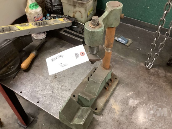 MANUAL PRESS