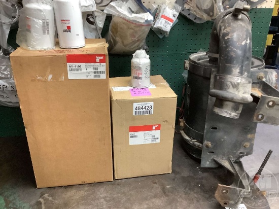 2 AIR FILTERS, FUEL FILTER, 2 OIL FILTERS, DONALDSON AIR