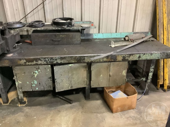 8 FT HEAVY DUTY WORK BENCH WITH STORAGE AND A