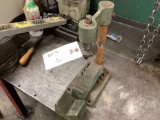 MANUAL PRESS
