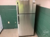 STAINLESS FRIGIDAIRE REFRIGERATOR