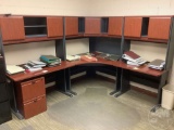 CORNER OFFICE DESK WITH 3 CHAIR MATS, 4 METAL FILE