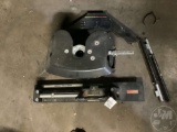 CURT  A16 FIFTH WHEEL MOUNT