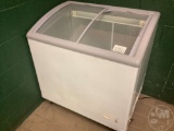 DISPLAY FREEZER
