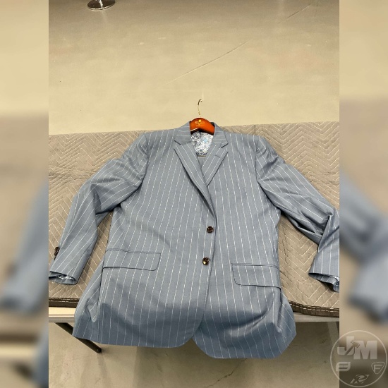 CUSTOM TAILORED SUIT TOM JAMES HOLLAND & SHERRY GREY/RED