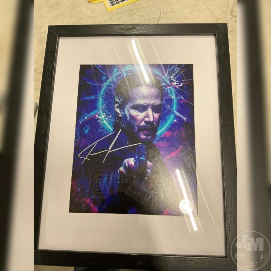 SIGNED KEANU REEVES PHOTO