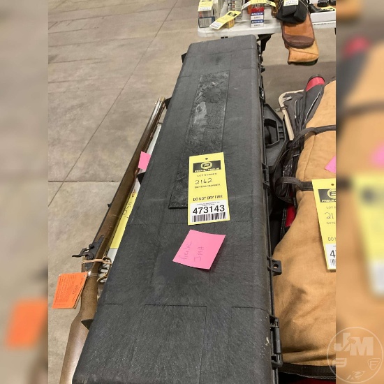 2 HARD GUN CASES