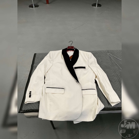 CUSTOM TAILORED SUIT TOM JAMES HOLLAND & SHERRY WHITE/WHITE