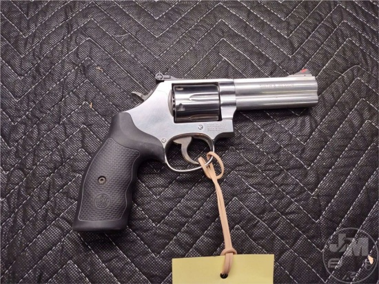 SMITH & WESSON MODEL 686-6 .357 MAGNUM SN: CZL1291