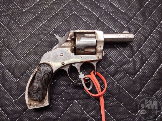 HARRINGTON & RICHARDSON MODEL YOUNG AMERICA DOUBLE ACTION .32 SMITH & WESSON SN: 291697