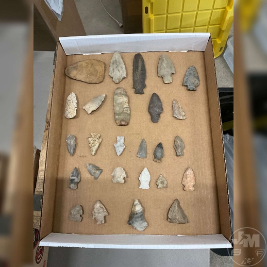 (26) ARROW HEADS LOCALLY FOUND IN HENDRICKS COUNTY AMO MOUNDS