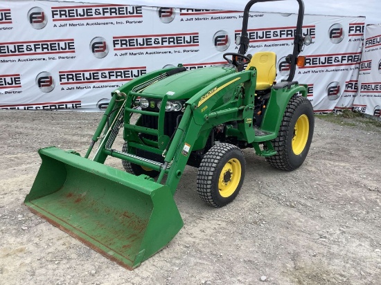 2005 JOHN DEERE 3720 4X4 TRACTOR W/ LOADER SN: LV3720H170125