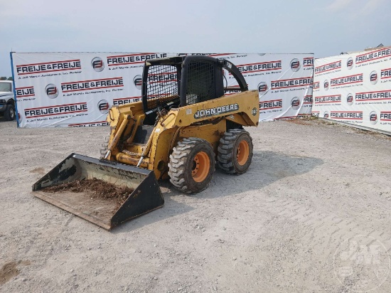 JOHN DEERE 260 SKID STEER LOADER SN: KV0260B360875