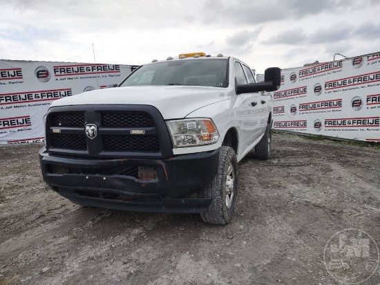 2018 RAM 2500 CREW CAB 4X4 PICKUP VIN: 3C6UR5CJ5JG144561